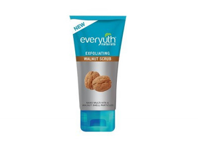 Everyuth Naturals Exfoliating Walnut Scrub 50g