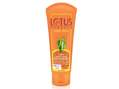 Lotus Spf-40 3 In 1 Matte Look Daily Sunblock Cream 50 gm