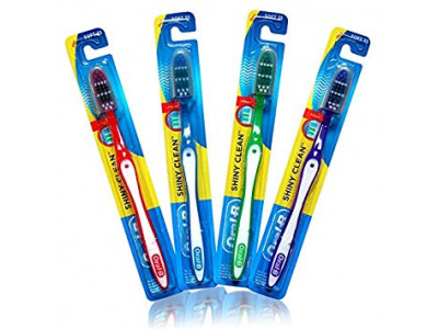 Oral B Shiny Clean Toothbrush