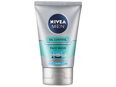 Nivea Adv. Whitening Oil Control Face Wash - 50 ml