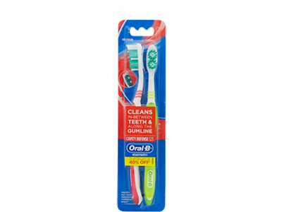 Oral-b Sensitive Whitening Toothbrush (Pack of 2)